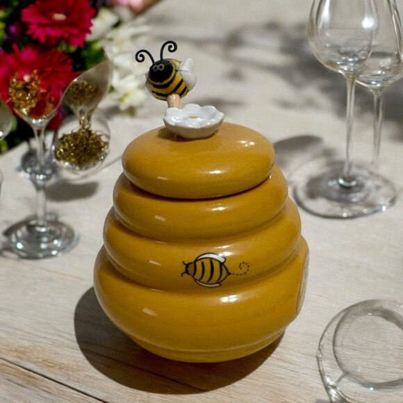 Hand-Painted Mini Ceramic Honey Pot With Lid & Dipper - Picture 4 of 6